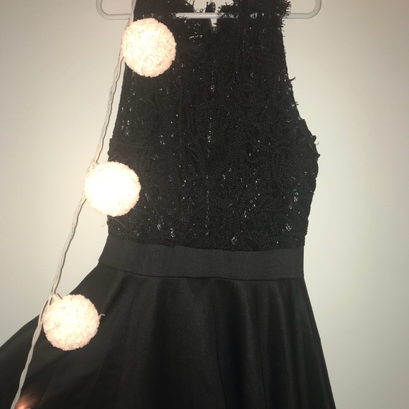 Black laced top dress - Picture 3 of 4